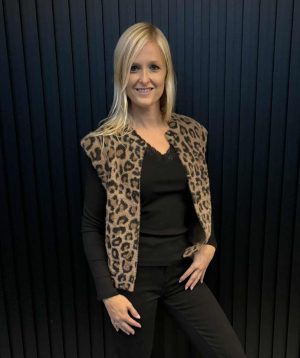 T-shirt met kanten décolleté