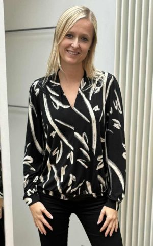 T-shirt met mooie V-hals op boordje