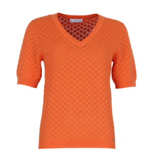 Fijn gebreid truitje