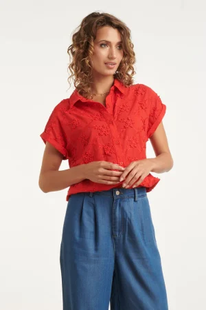 Broderie bloes met bloemen