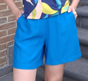 Effen los shortje op rekker