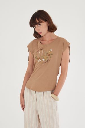 T-shirt met pailletten en opdruk