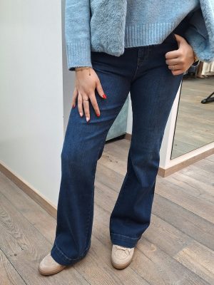 Bootcut jeans