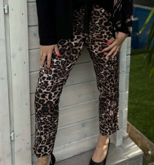 Broek met dierenprint