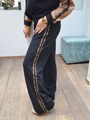 Broek met tijgerdetail