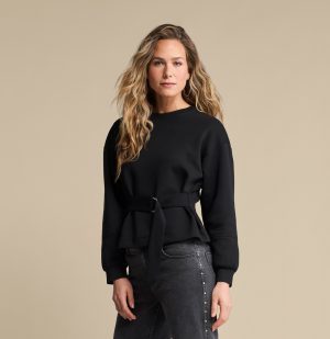 Red Button - Shakira top & belt scuba